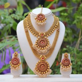 Ladies Designer Artificial Necklace Set